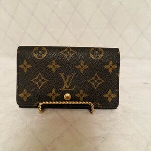 Louis Vuitton Monogram Wallet with Gold Hardware-chain not included.